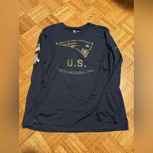 Nike Men's New England Patriots Salute To Service Long Sleeve Tee XL